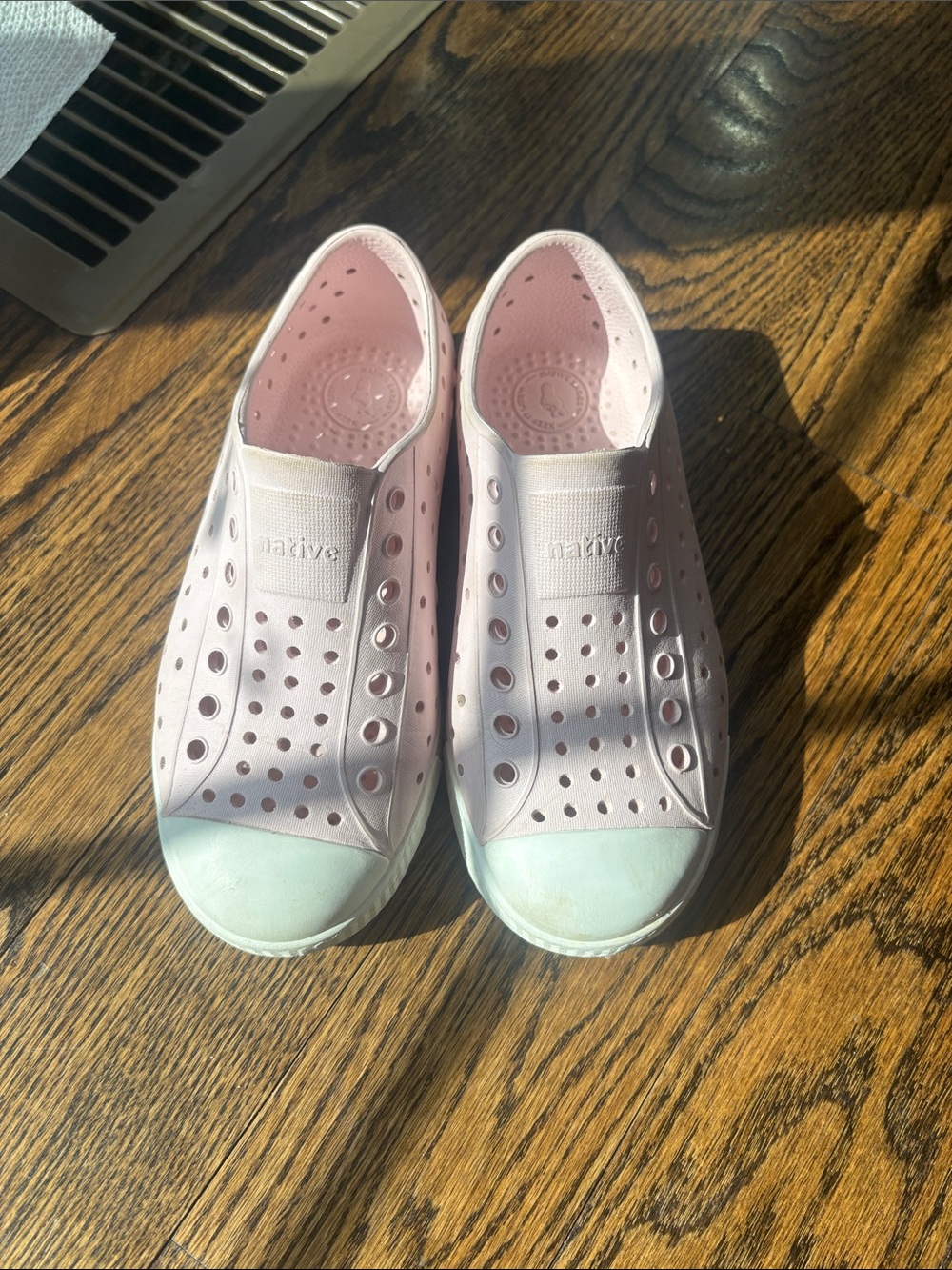 Native Kids Water Shoes — Blush Pink with Mint Toe
